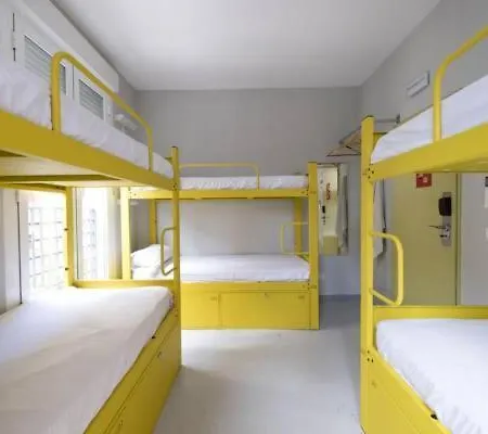 Heylola! Vandrerhjem Barcelona